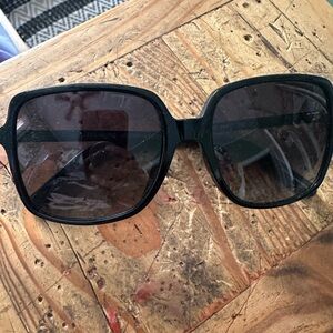 Black Square Sunglasses